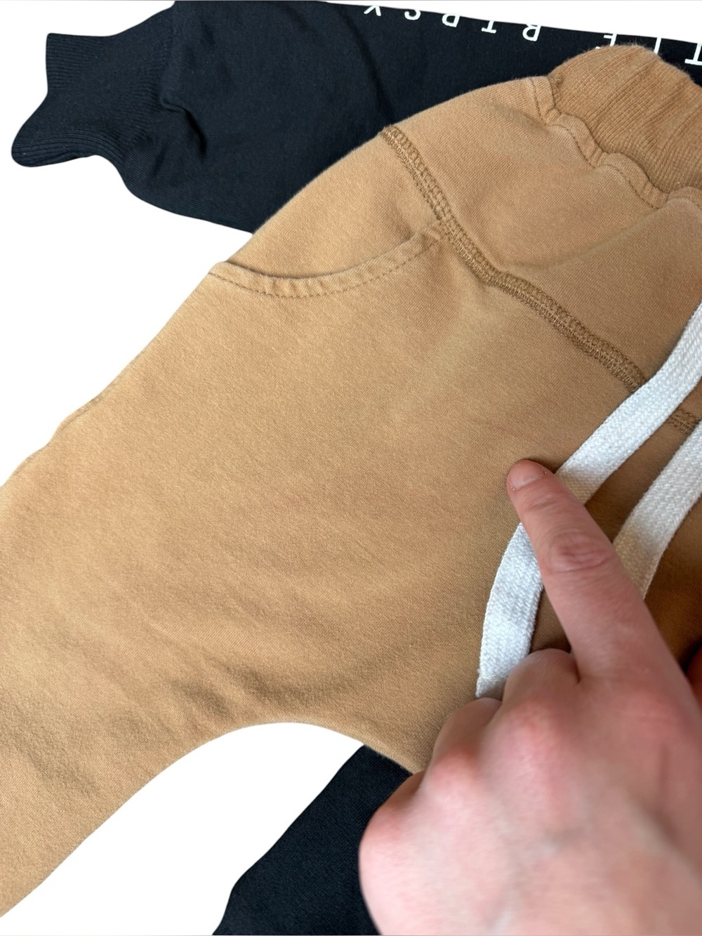 Little Bipsy Boys Bundle NWT Hoodie. 2 Pairs Joggers Pre Owned. Size 2T, 3T, 4T - Picture 10 of 12